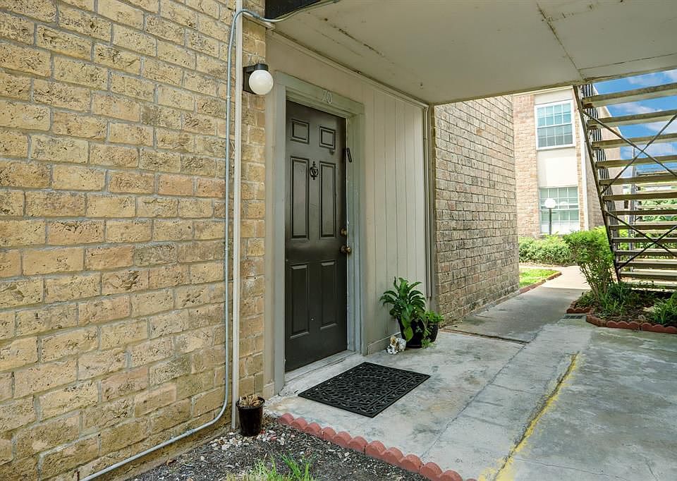 1st image of 5550 N Braeswood Blvd APT 70