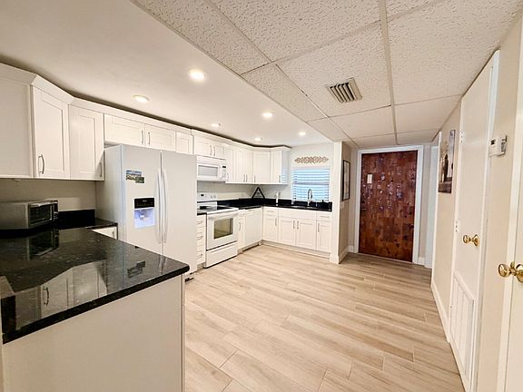 5th image of 4600 Ocean Beach Blvd APT 202