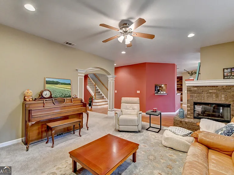 2213 Hamilton Mill Pkwy — Photo 23