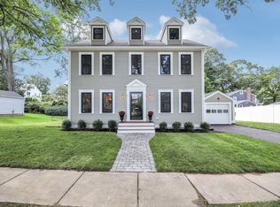 12 President Rd, West Roxbury, MA 02132