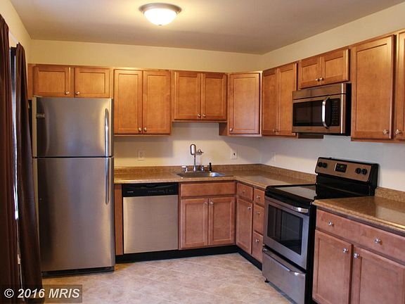 Updated Kitchen w/ S.S. Appliances