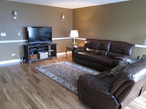5th image of 3830 N Emerson Dr