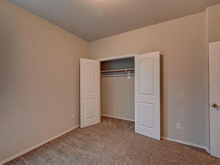 7022 N Sound Ln — Photo 36