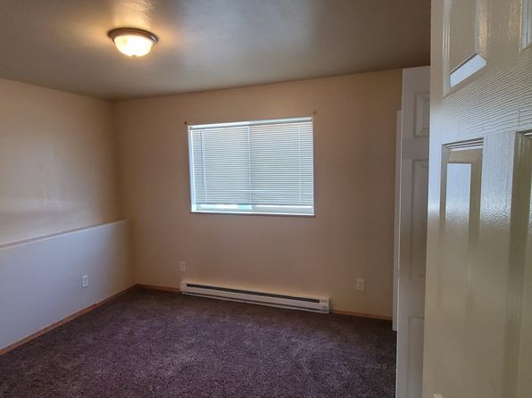 806 E Main St APT 1
