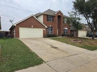 5916 Summerwood Dr, Grand Prairie, TX 75052