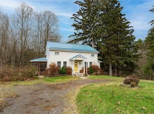 6799 Sergeant Rd, Sodus, NY 14551