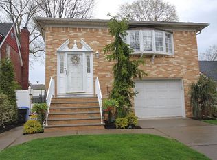 121 Crystal Ave, Staten Island, NY 10302
