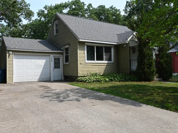1350 Flower Ave, Muskegon, MI 49442