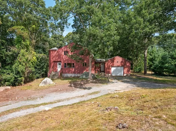 56 Westmoreland Dr, Falmouth, MA 02540