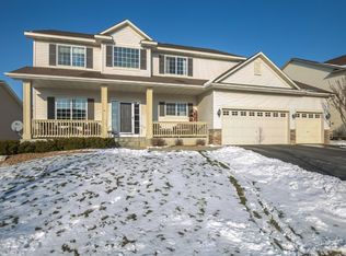 1984 Schoolmaster Dr, Chaska, MN 55318