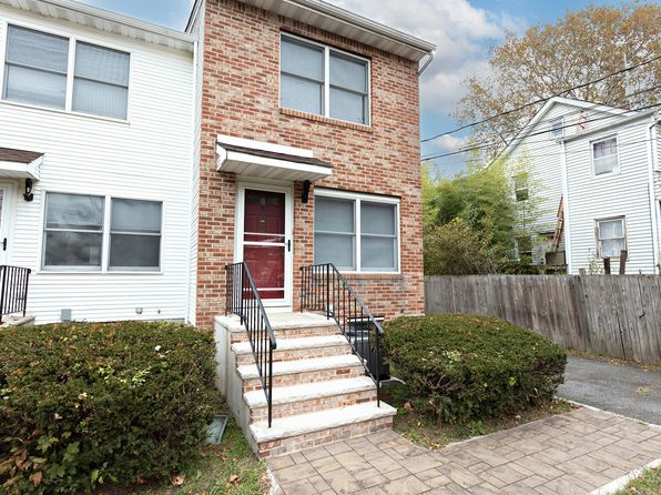 7 Emmett Ave UNIT D