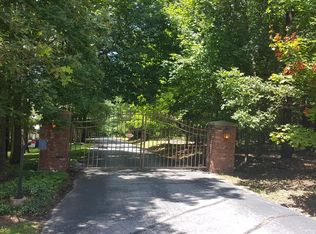 5533 E Timberwood Ct, Springfield, MO 65809