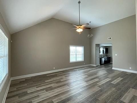 3rd image of 760 Lillian Grace Dr