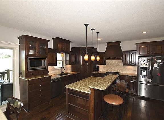 3rd image of 17680 NW 128th St