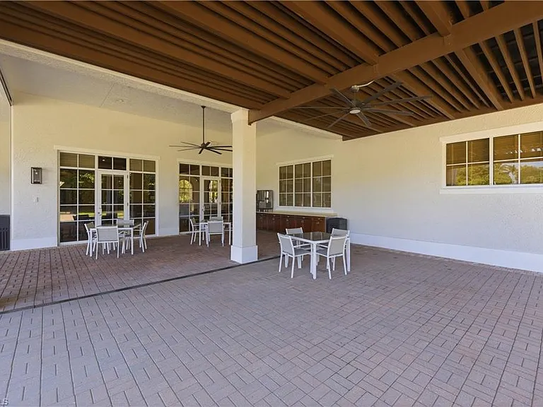 9235 Troon Lakes Dr — Photo 34
