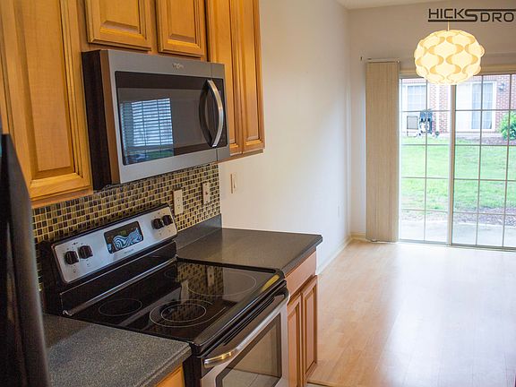 4th image of 9436 High Meadow Ln