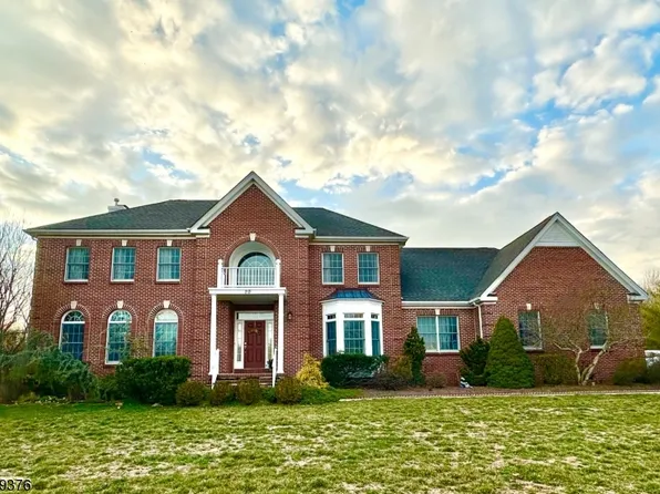 20 Cornflower Ct, Montgomery Twp., NJ 08502