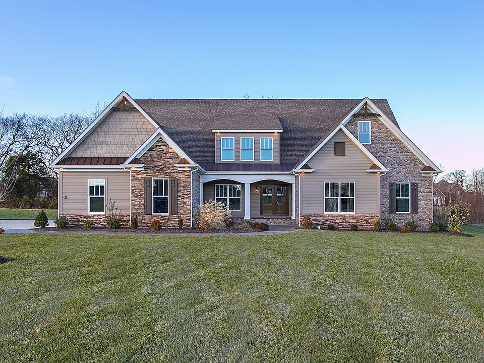 1st image of 210 Little Bear Ct