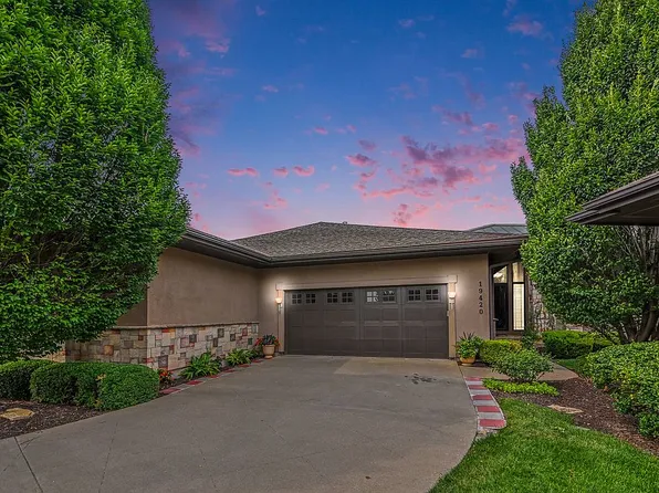 19420 W 102nd St, Lenexa, KS 66220