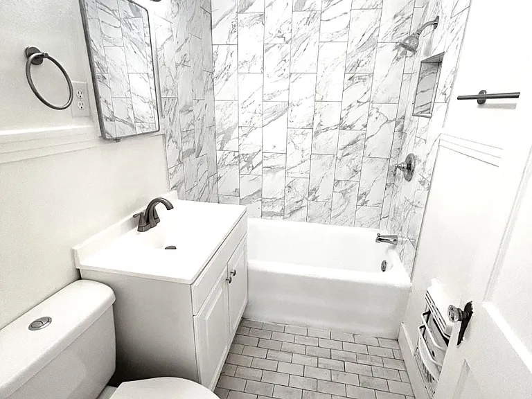 4217 Wycliff Ave #1BDUF — Photo 1