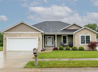 1154 S Deer Run, Ellettsville, IN 47429