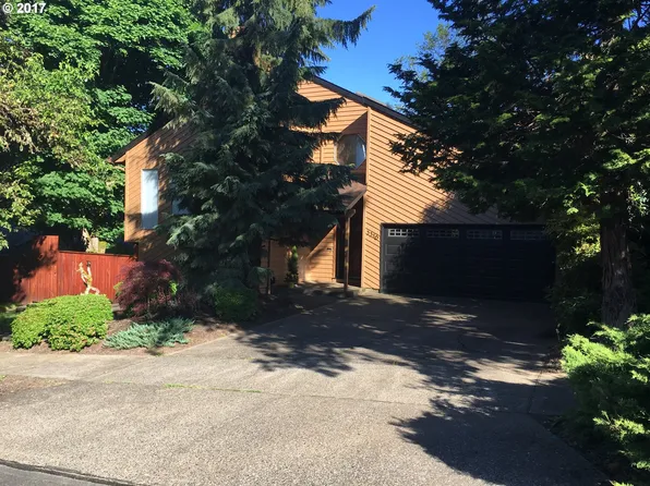 3316 Hillside Way, Forest Grove, OR 97116
