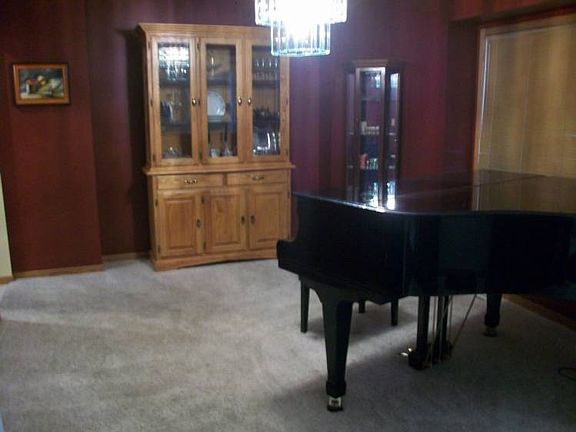 dining room.