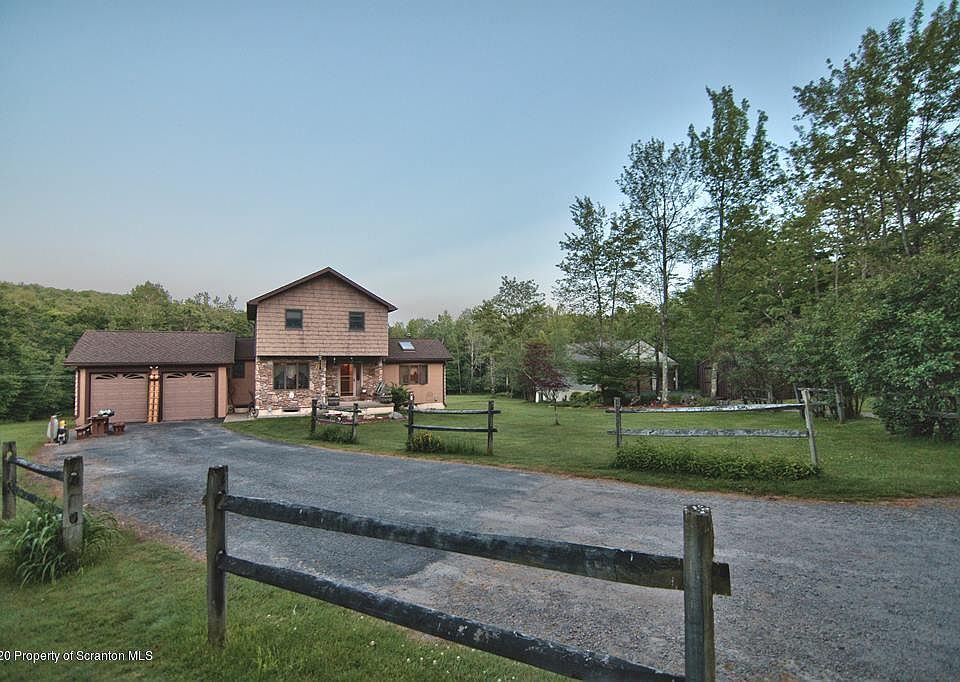 1st image of 92 White Rock Dr