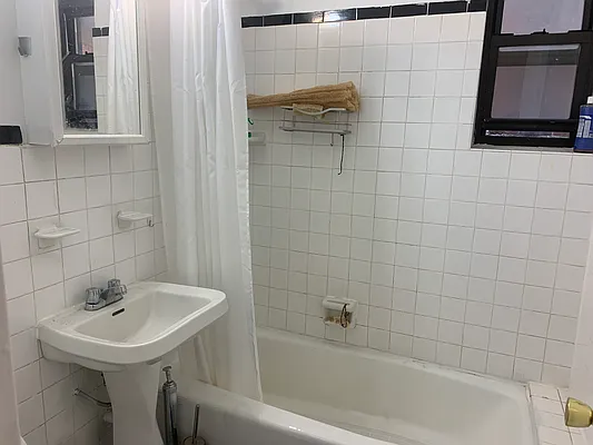 Rented by Prince Real Estate Associates LLC | media 22