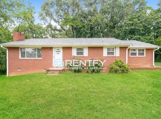 20 Kirkwood St, Lexington, NC 27292