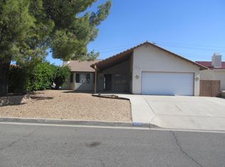30001 Windward Dr, Canyon Lake, CA 92587