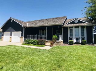 2012 Cactus Rd, Dodge City, KS 67801