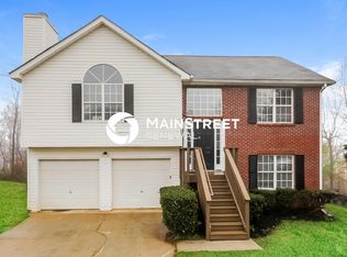 1220 Misty Meadows Ln, Hampton, GA 30228