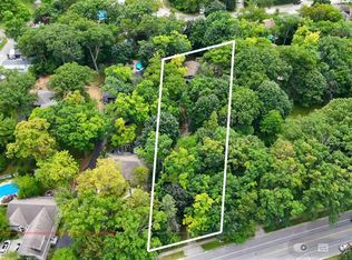 1065 Lakeshore Rd, Sarnia, ON N7V2V5