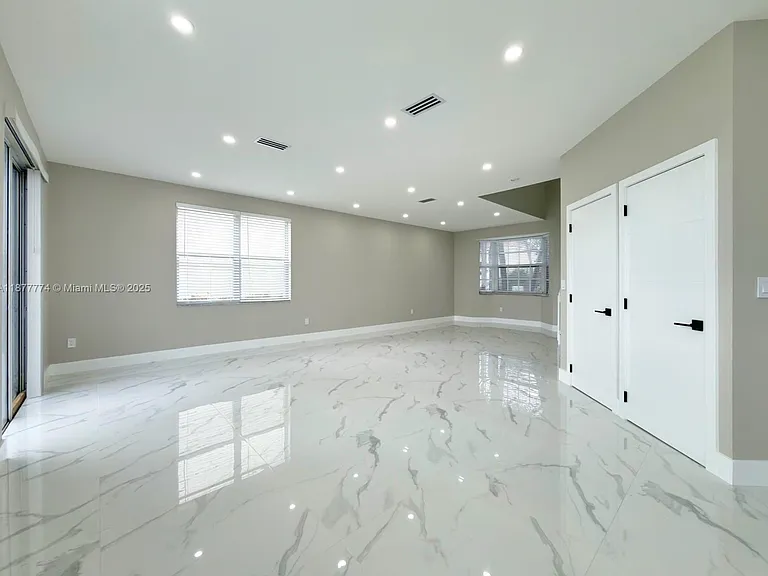 199 NW 152nd Ave — Photo 17