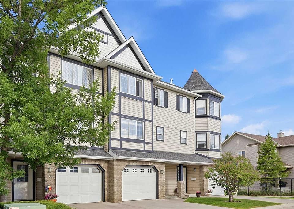 1st image of 4 W Cougar Ridge Mews SW