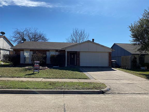 3rd image of 622 Sunny Slope Dr