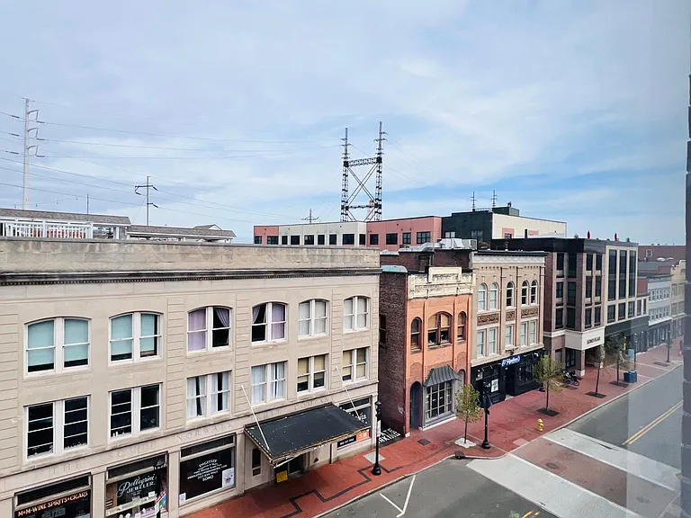 94 Washington St #28 — Photo 6