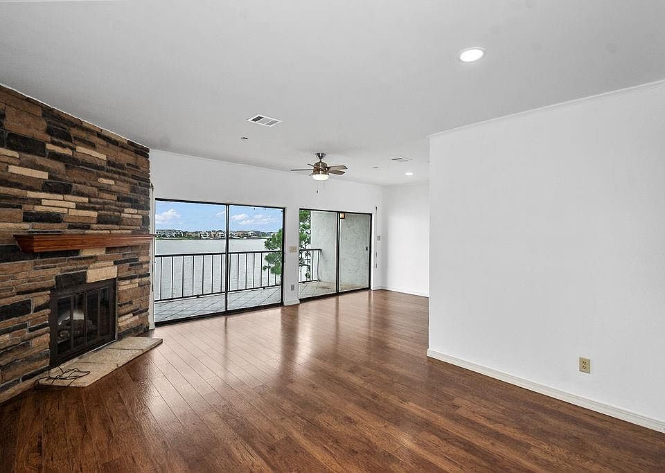1st image of 401 Lakeside Ln APT 311