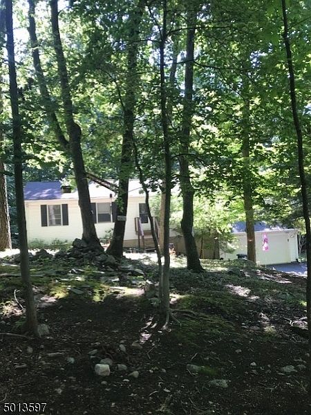 1st image of 60 WINDING HILL DR