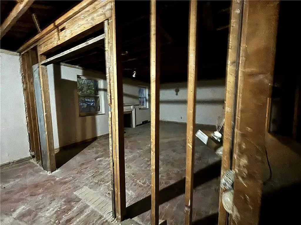 Studio, 1.5 bath, 2616 sqft, $4,500 — Photo 3