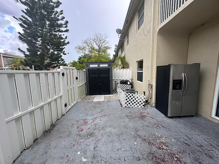 3590 NW 91st Ln #3590 — Photo 10
