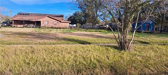 1st image of 1426 Hermosa St