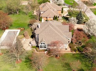 1205 Perthshire Ln, Dyer, IN 46311