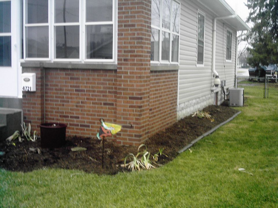 ne side