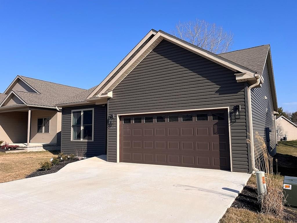 379 Brookside Dr, Chillicothe, OH 45601 Zillow