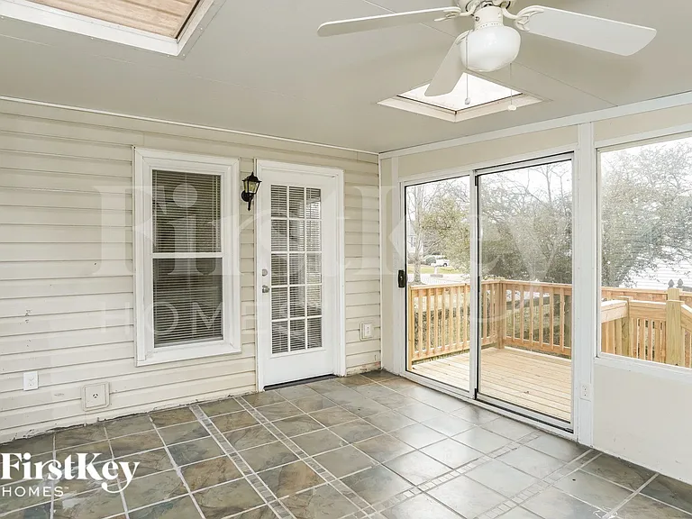6350 River Crest Dr — Photo 14