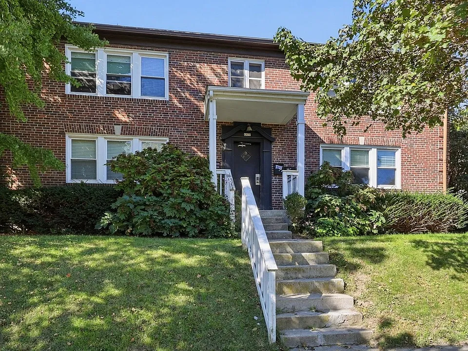 1377 Northwest Blvd #A