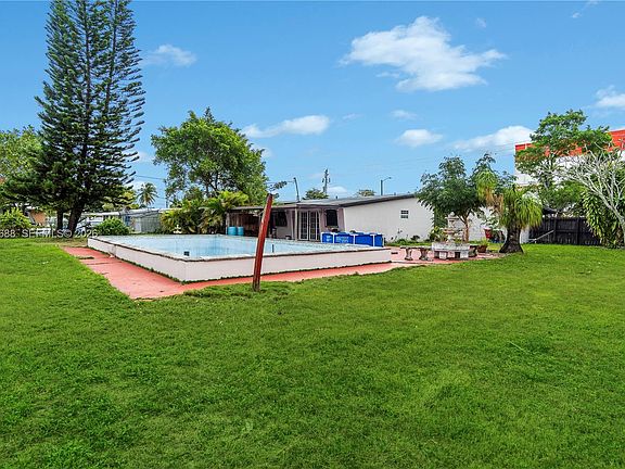 5th image of 8461 SW 38th St