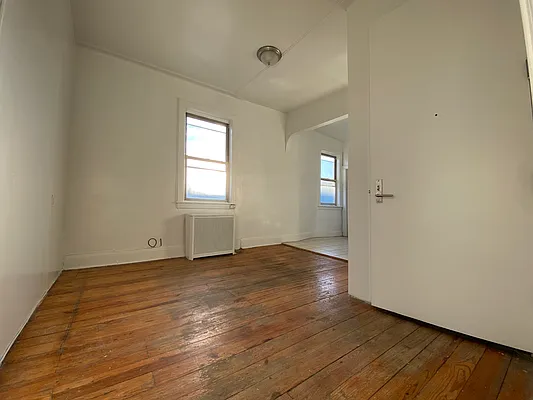 Rented by Nooklyn NYC LLC | media 7
